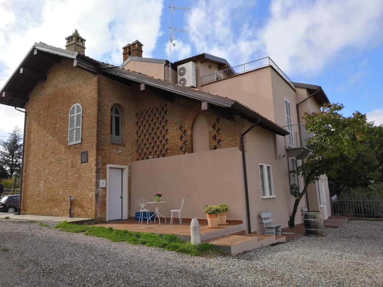 Santa Giuletta 700Enolocanda מראה חיצוני תמונה