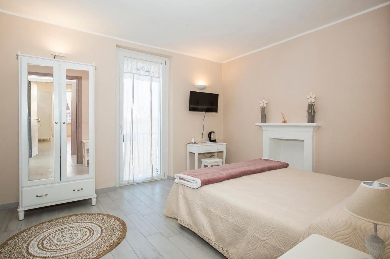 Santa Giuletta 700Enolocanda מראה חיצוני תמונה